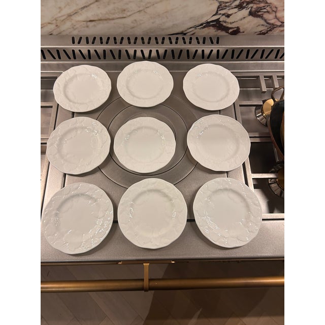 Wedgwood 1990s Wedgwood Strawberry&Vine Salad Plates - 9 PCS For Sale - Image 4 of 5