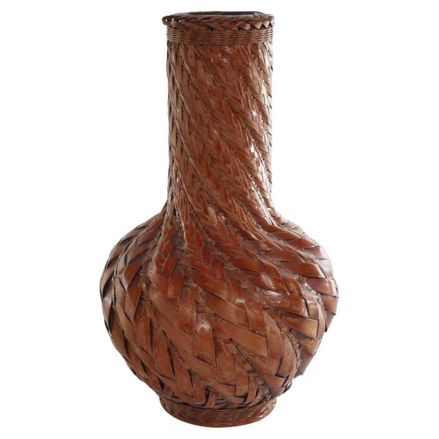 Early 20th Century Japanese Taisho/Showa Woven Bamboo Ikebana Vase For Sale - Image 15 of 15