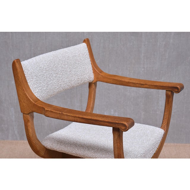 Kurul Armchair in Oak and Rubelli Bouclé by Henning Kjærnulf, Denmark, 1960s For Sale - Image 4 of 15