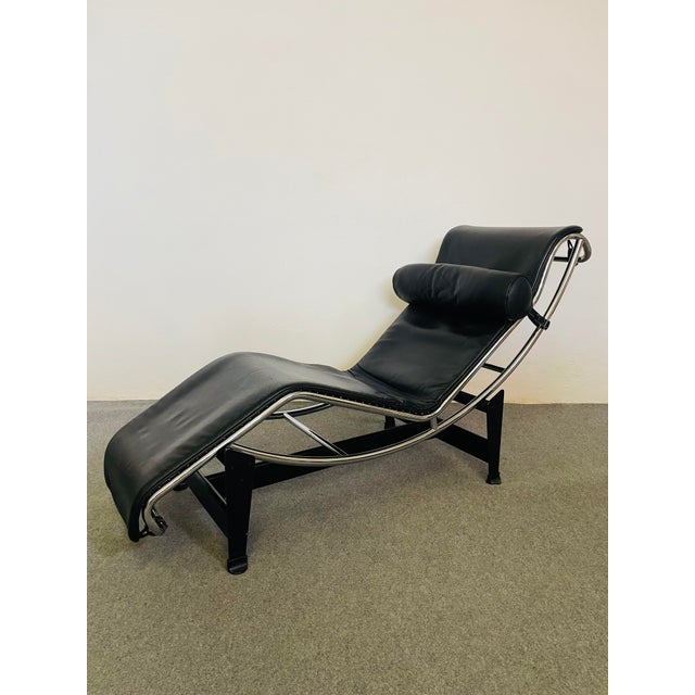 Cassina Chaise Lounge by Le Corbusier for Cassina, 1990s For Sale - Image 4 of 14