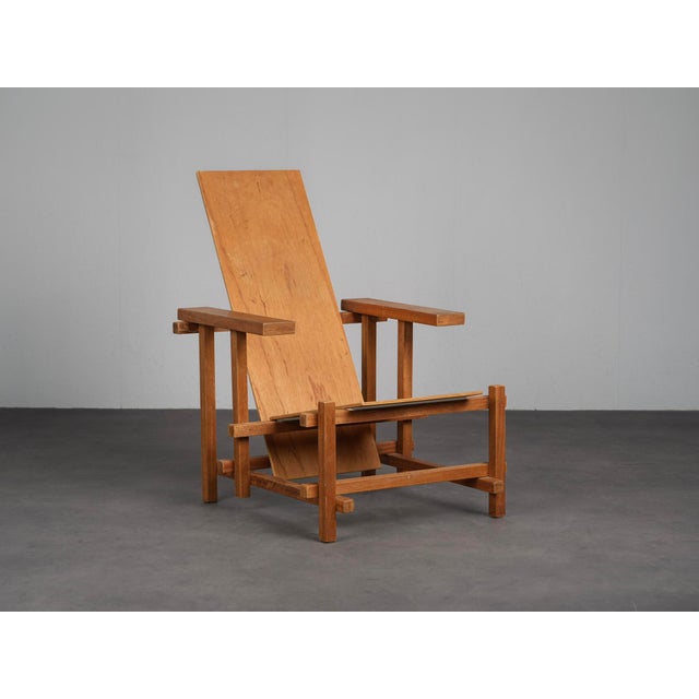Modernist Lounge Chair in the style of Gerrit Rietveld, Netherlands, 1980s For Sale - Image 11 of 11