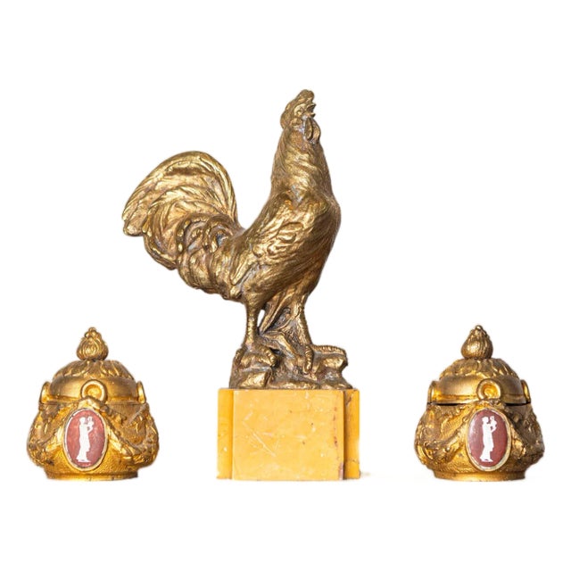 20th Century French Marble and Gilt Bronze Inkwell with Rooster Motif For Sale