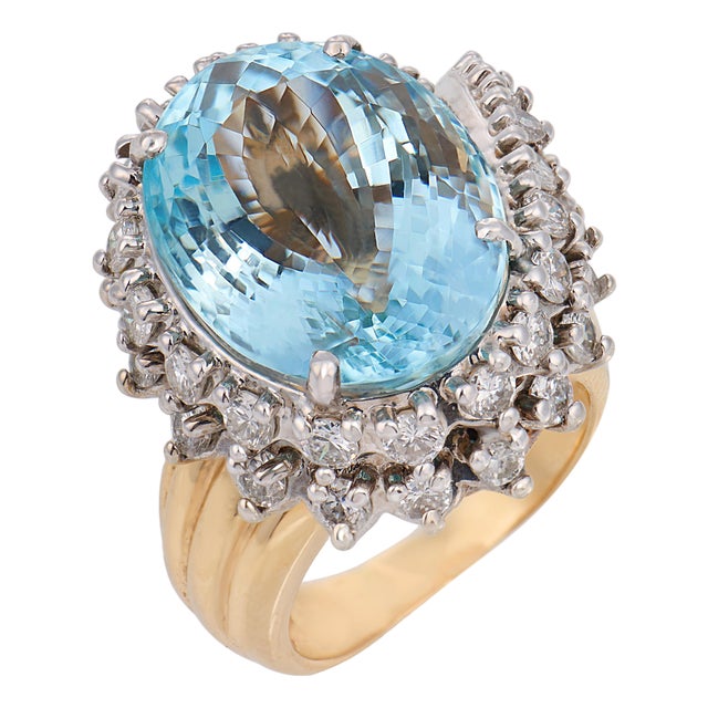 Vintage 14.60 Carat Aquamarine Diamond 14k Yellow Gold Cocktail Ring, Size 6 For Sale