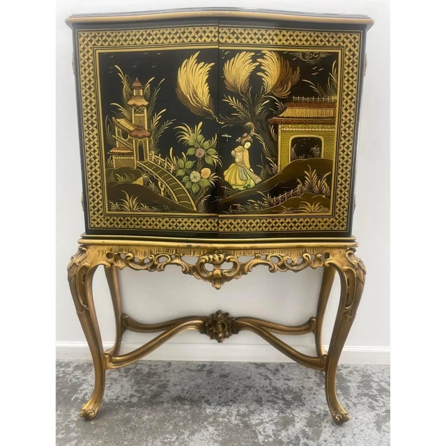 French Chinoiserie Black Lacquer Cocktail Cabinet on Giltwood Stand — Hollywood Regency Style For Sale - Image 11 of 12