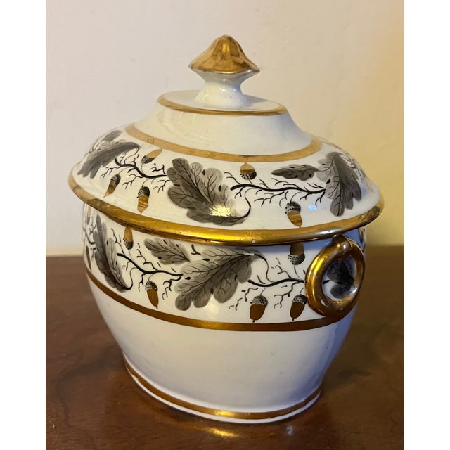 Brown Antique 18th Century Worcester Porcelain Flight Barr Sugar Bowl Sucrier and Cover Decorated With Oak Leaf Garland For Sale - Image 8 of 14