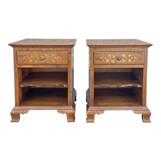 L Hitchcock American Traditional Stenciled Harvest Maple Nightstands - a Pair For Sale