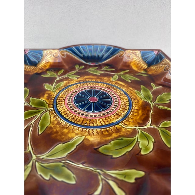 De Sarreguemines Large French Majolica Olives Leaves Platter Sarreguemines, Circa 1870 For Sale - Image 4 of 7