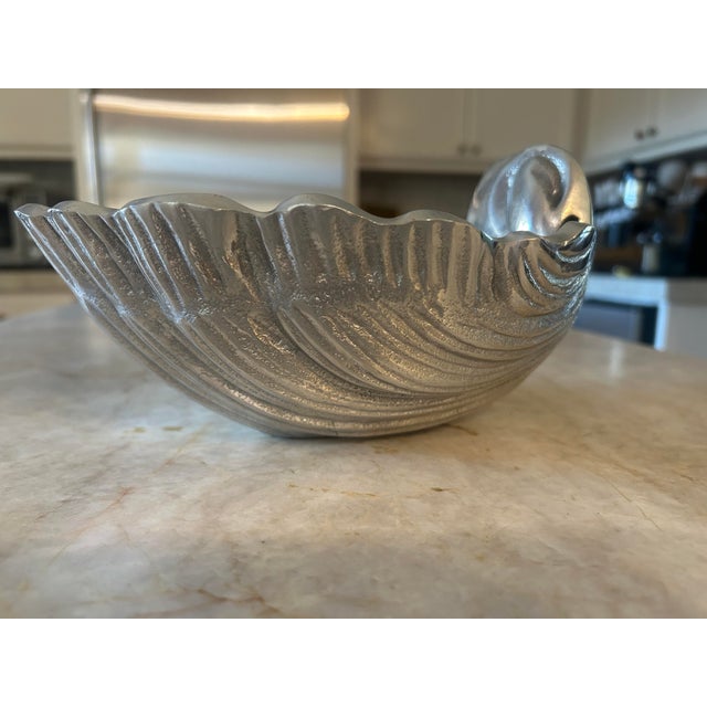 Mid-Century Modern Mid-Century Cast Aluminum Scallop Shell Bowl With Sculptural Handle For Sale - Image 3 of 8