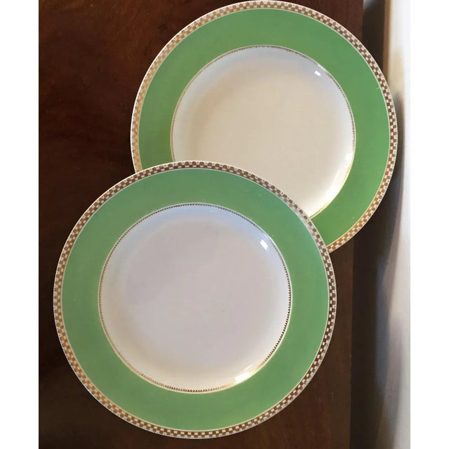 Modern 19th Century Wedgwood Pearlware Serving Plates with Green Border and Gilding - A Pair For Sale - Image 3 of 9