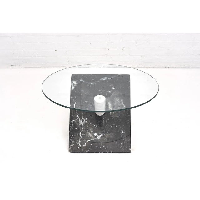 Postmodern Modern Italian Black and White Marble Side Table, 1970 For Sale - Image 3 of 7