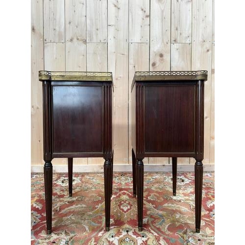 Louis XVI Style Mahogany Bedside Tables, Set of 2 For Sale - Image 5 of 7