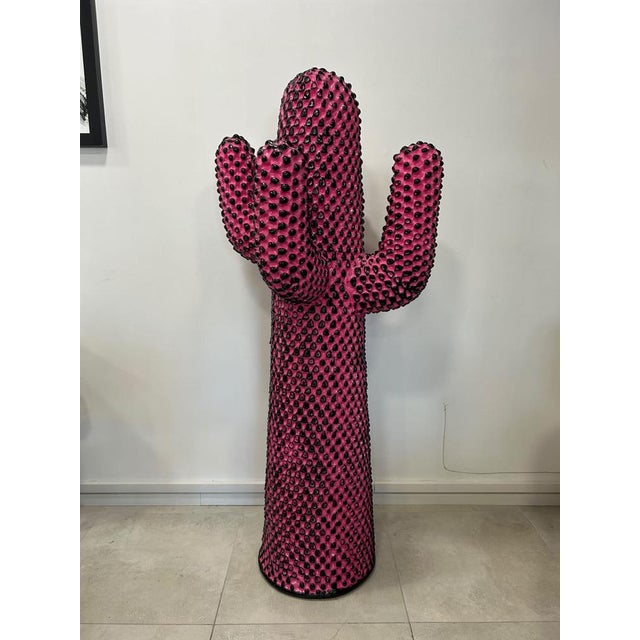A special limited edition presented to mark the fiftieth anniversary of the world-famous plant-shaped coat rack. The Andy...