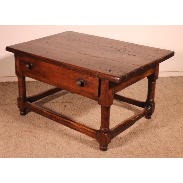 Brown Late 16th Century Spanish Coffee Table in Walnut For Sale - Image 8 of 10