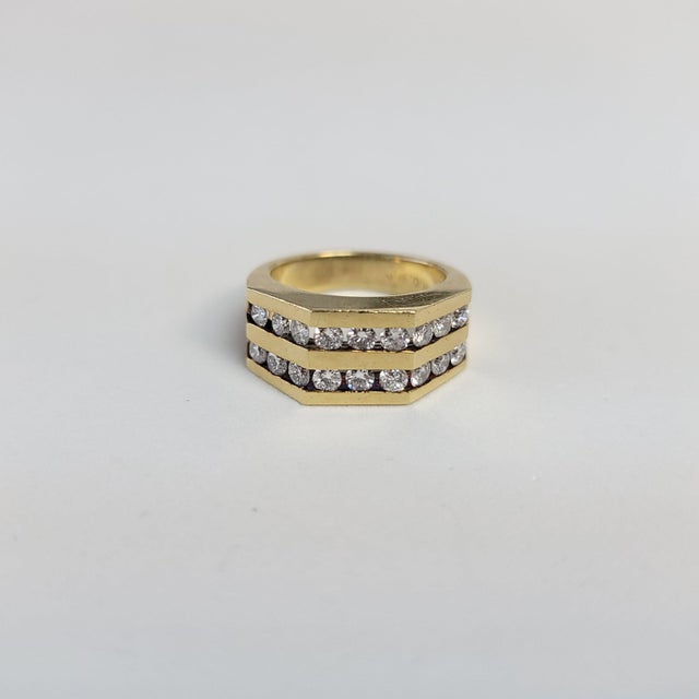 Double Row Diamond Band 1.00cttw 14k Yellow Gold, Size 6 For Sale - Image 4 of 5