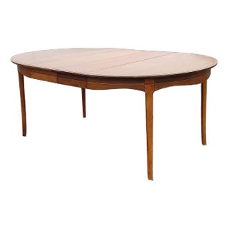 Vintage Oval Dining Table With 2 Leaves For Sale