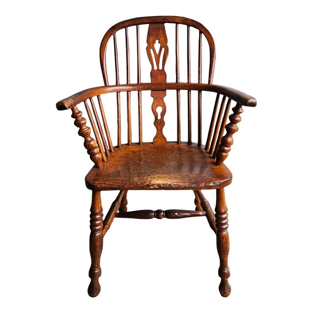 19th Century Handcrafted English Oak Windsor Armchair For Sale