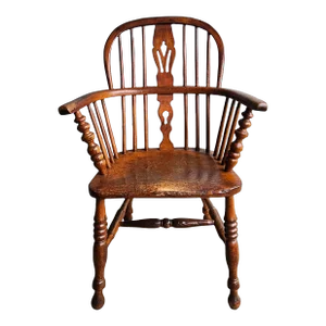 19th Century Handcrafted English Oak Windsor Armchair