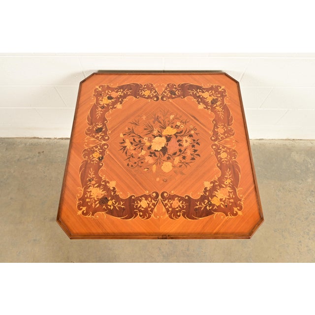 Early 20th Century Italian Louis XVI Kingwood Inlaid Marquetry Flip Top Game Table For Sale - Image 5 of 16
