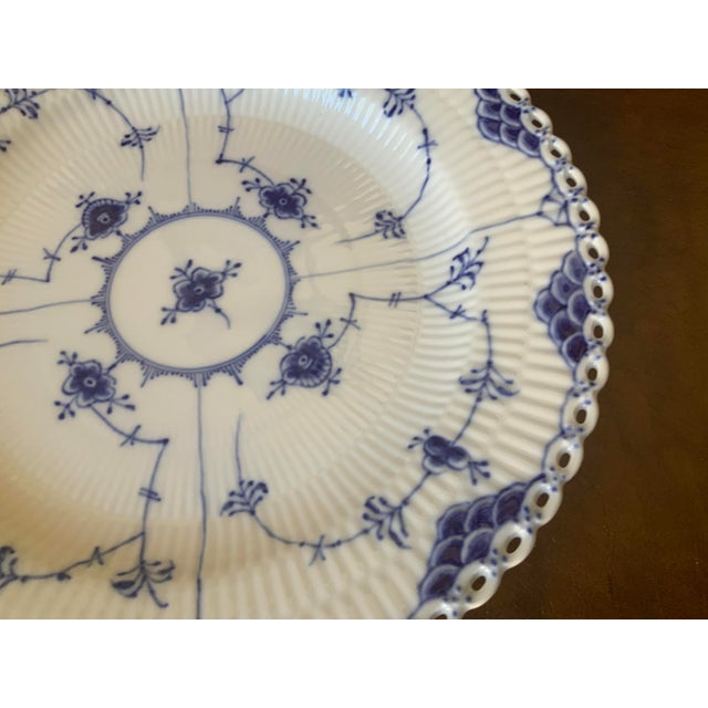 Total of 7 available; Legendary pattern representative of the peak of Danish porcelain craftsmanship. The characteristic...