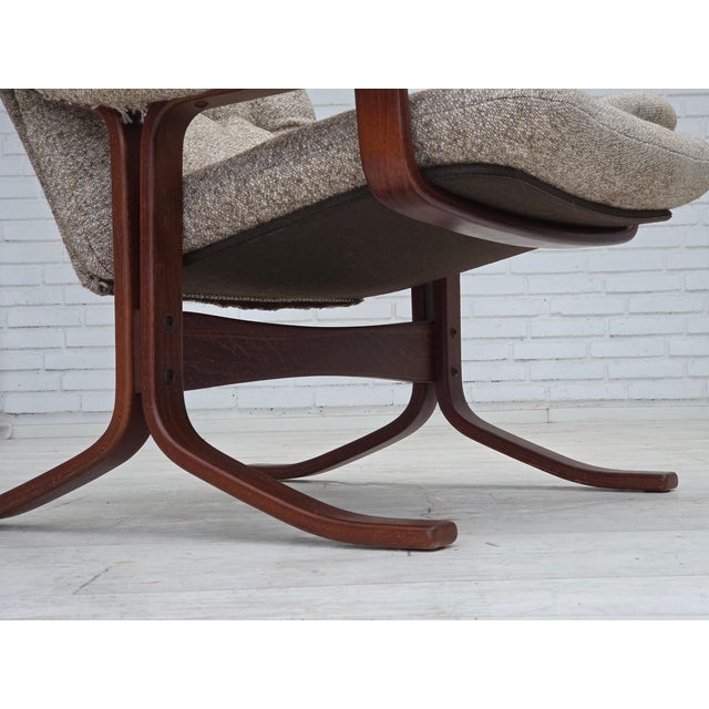 Norwegian Bentwood Armchair with Wool Fabric, 1970s For Sale - Image 4 of 15