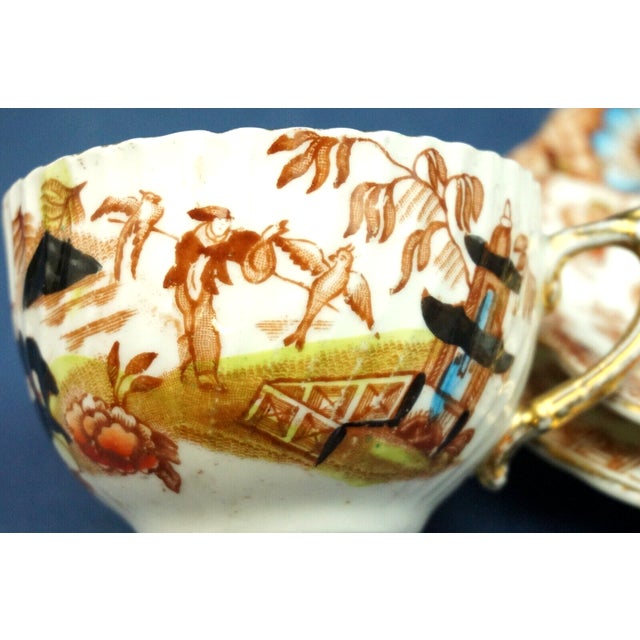 Hand-Painted Porcelain Cup and Saucers from Worcester Imari, England, 18th Century, Set of 3 For Sale - Image 14 of 18