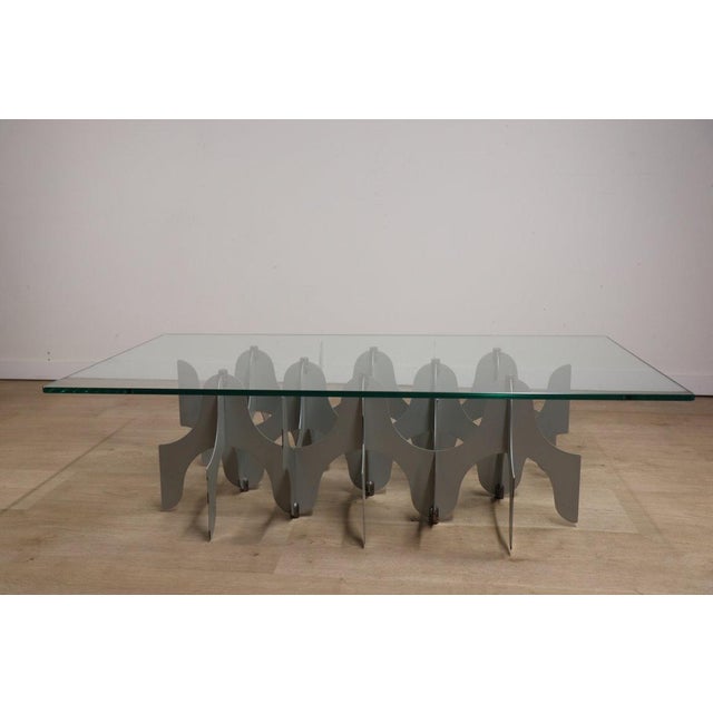 Minimalist Sculptural Coffee Table in Metal and Glass, 1980s For Sale - Image 12 of 18