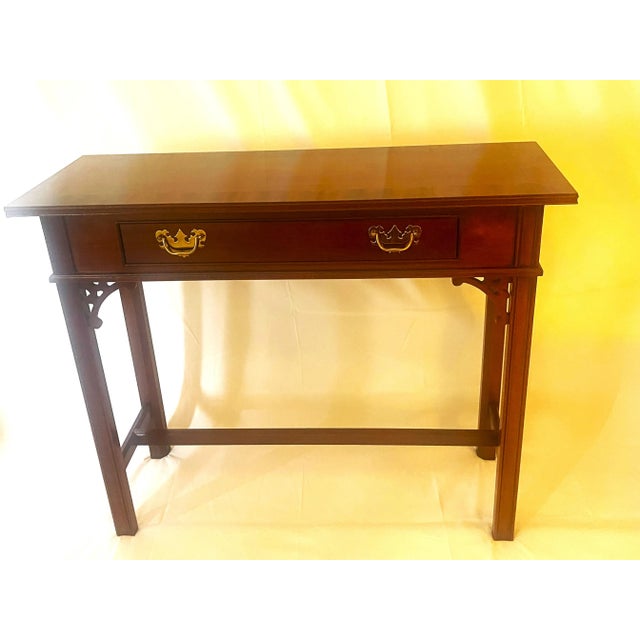Lovely, definitive classic Mahogany Georgian style console, banded top with a single drawer with double brass pulls.
