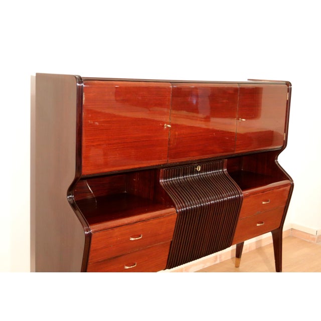 Mid-Century Sideboard in Mahogany, Rosewood and Maple by Osvaldo Borsani, Italy, 1950s For Sale - Image 6 of 18