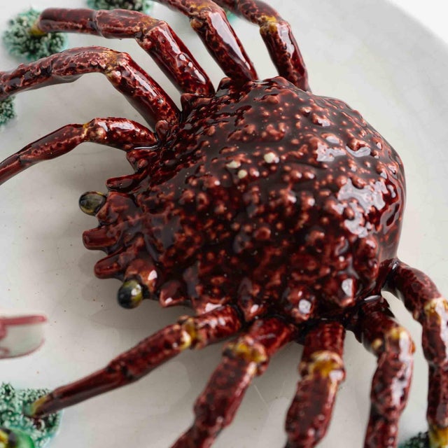 White Vintage Trompe l'Oeil Crab Majolica Plate For Sale - Image 8 of 12