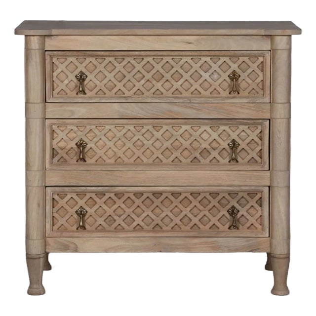 Rustic 3-Drawer Bachelor’s Chest For Sale