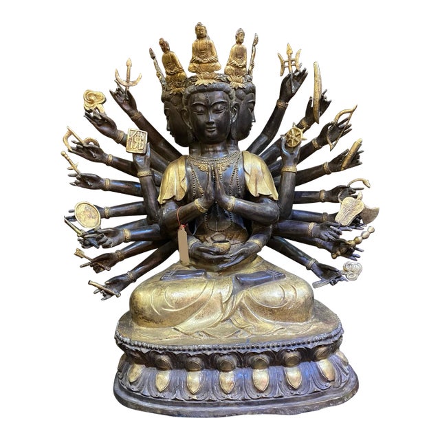 Antique Tibetan Praying Crowned Buddha For Sale
