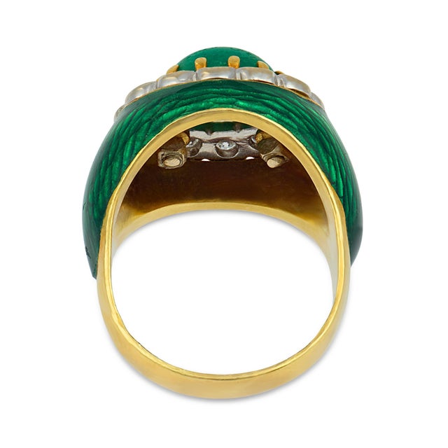 Vintage 1.50 Carat Emerald Diamond 18k Yellow Gold and Enamel Cluster Ring, Size 4 For Sale In Los Angeles - Image 6 of 6
