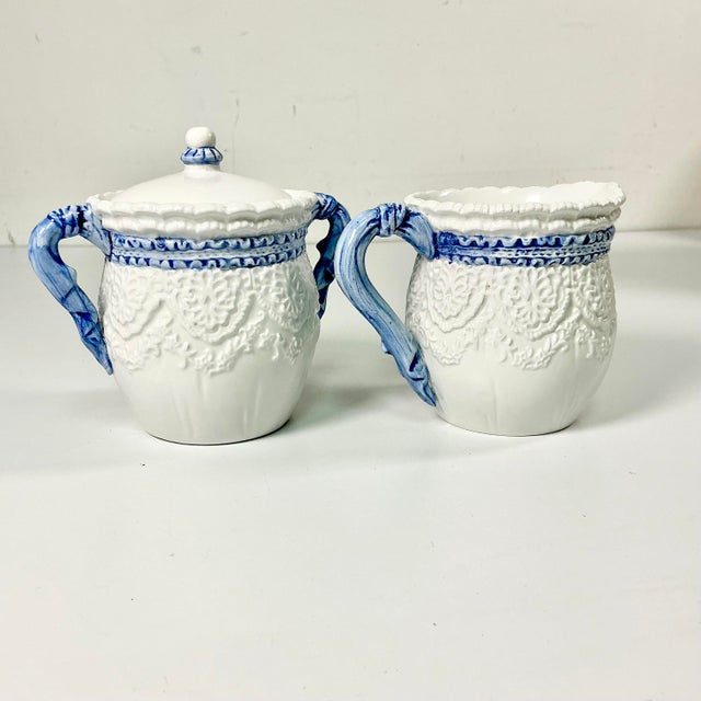 1980s Vintage Chippendale Hollywood Regency French Blue Ribbon & Bow Creamer and Covered Sugar Bowl - 2 Piece Set, After Fitz & Floyd For Sale - Image 9 of 13