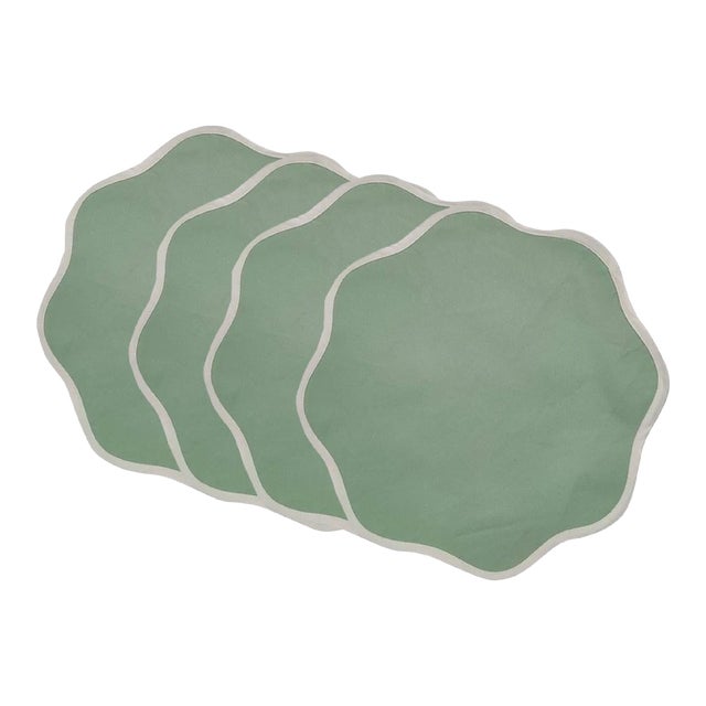 Handmade Round Scalloped Placemats, Mint Green with White Piping - Set of 4 For Sale