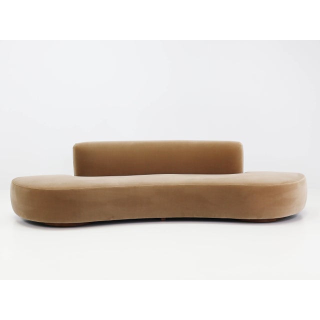 Large Anthropomorphic Sofa by Vladimir Kagan, 1962 For Sale - Image 16 of 16