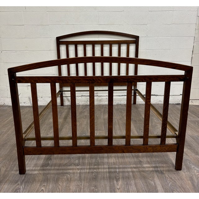 Arts & Crafts Antique Full Size Northwestern MFG Co Arts & Crafts Mission Tiger Oak Bed For Sale - Image 3 of 18