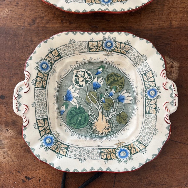 English Antique 1800s English Wedgwood Cyclamen Square Serving Plates - Set of 2 For Sale - Image 3 of 8