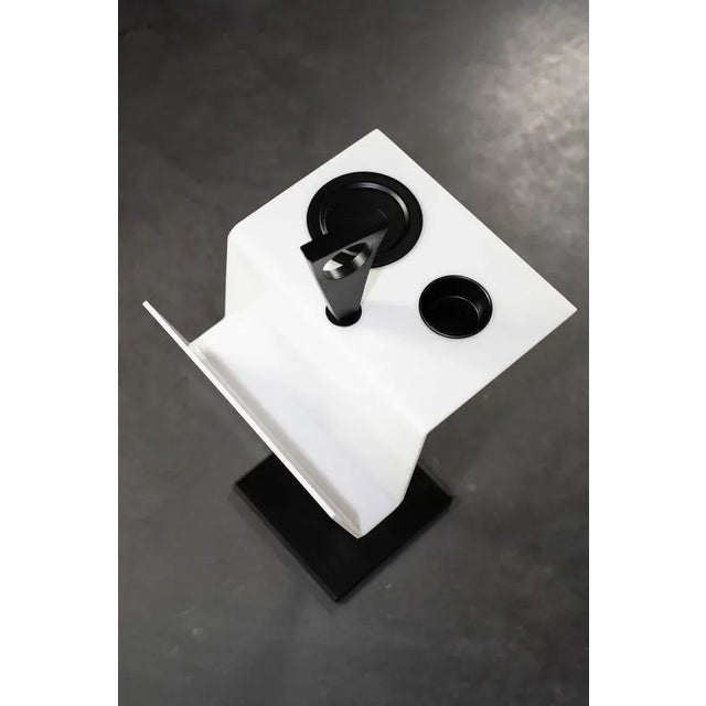 Space Age Magazine Rack, 1970s For Sale - Image 4 of 8