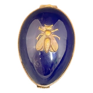 Late 19th Century Small Limoges Bee Box For Sale