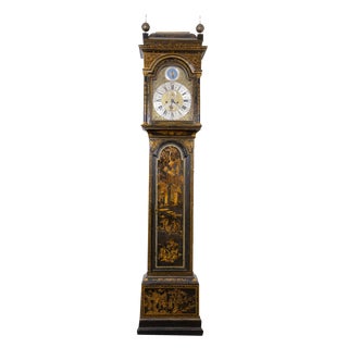 18th Century Chinoiserie Lacquered Clock For Sale