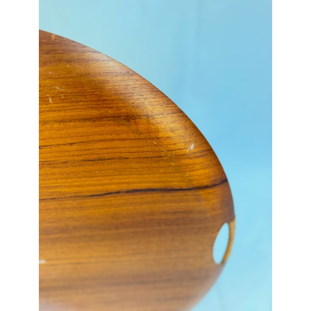 Vintage Danish Modern Round Teak Serving Tray With Cutout Handles, Marked Fh Denmark For Sale - Image 11 of 13