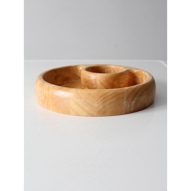 This vintage wooden bowl is designed for versatile use, from serving chips and dip or appetizers to stylish display and...