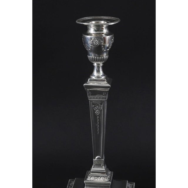Silver Antique Neoclassical Silver-Plated Candlesticks from Walker & Hall, 19th Century, Set of 2 For Sale - Image 8 of 15