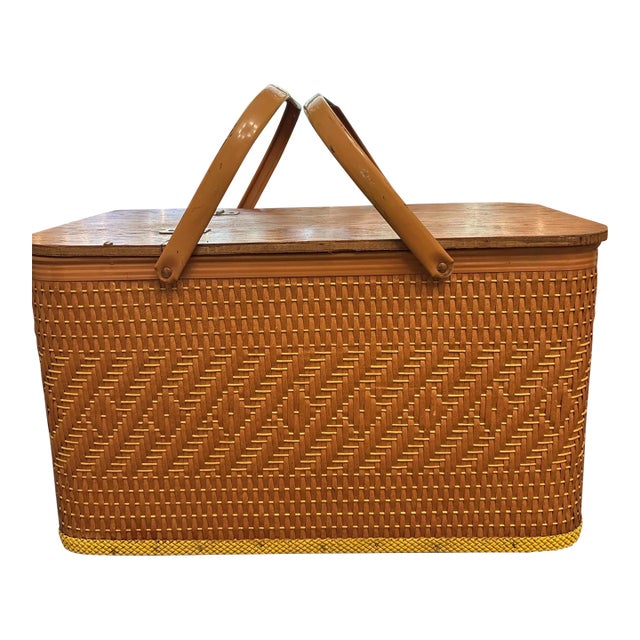 Vintage MCM 1970s Redmon Woven Picnic Basket For Sale