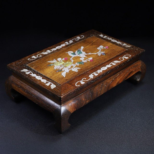 Late 20th Century Huali Rosewood Low Table Inlaid With Mother-of-Pearl For Sale - Image 5 of 10