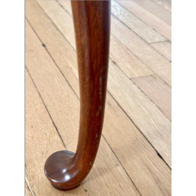 Vintage 1992 Hickory Chair Mahogany Queen Anne Side Table For Sale - Image 10 of 11