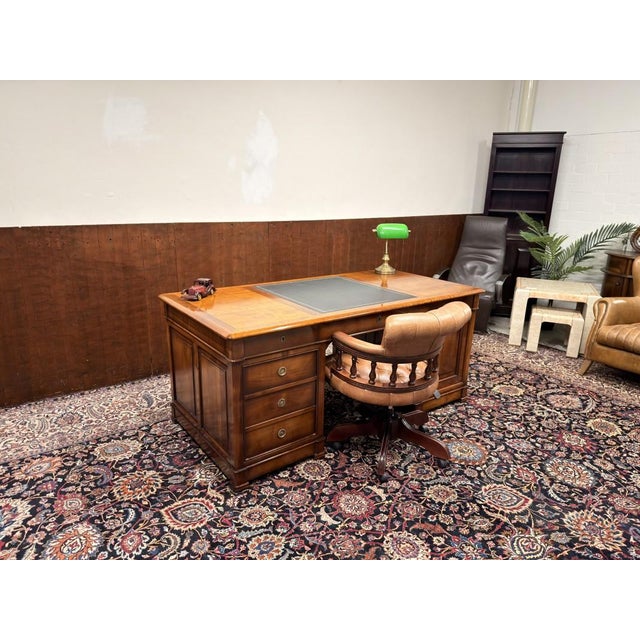 Italian Desk with Leather Top from Assi D'Asolo, in Very Good conditions. Designed 1920 to 1949 I have official proof of...