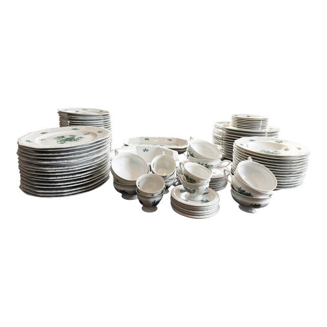 1960s Rosenthal Maria Emerald "Greenhaven" Pattern, Jackie Kennedy-Era-Traditional 111-Piece Fine Porcelain Set For Sale