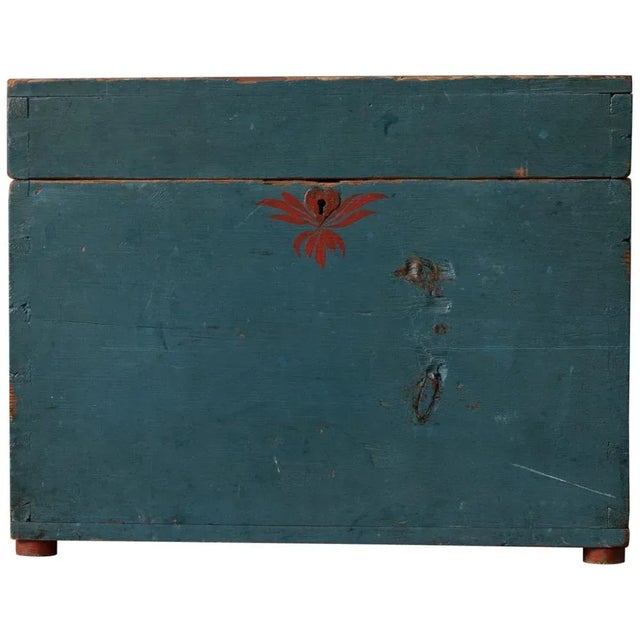 19th-Century Swedish Blue Pine Box For Sale - Image 10 of 10