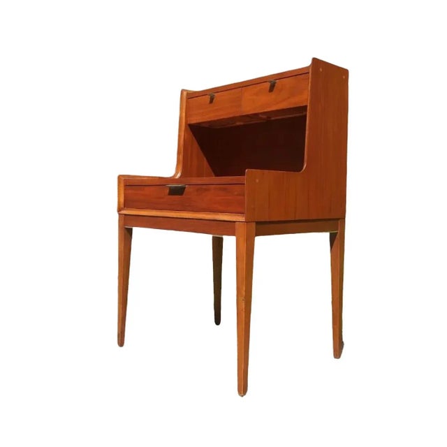 1960s Mid 20th Century Arthur Umanoff for Cavalier Walnut Entryway Table For Sale - Image 5 of 8